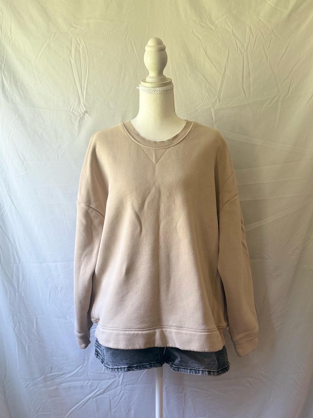 Berkley Jensen Cozy Beige Crewneck Sweatshirt 🤎🍂